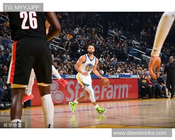 2017年4月25日开拓者与勇士的精彩对决回顾与赛后分析 2017年4月25日开拓者与勇士的精彩对决回顾与赛后分析