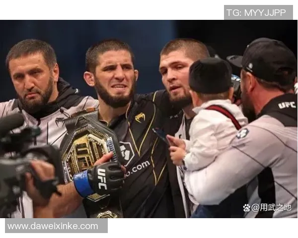 UFC盖奇对决小鹰精彩直播全程回顾与赛后分析 UFC盖奇对决小鹰精彩直播全程回顾与赛后分析