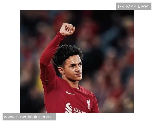 加克波:从天赋新星到足坛巨星的成长之路与未来展望 加克波:从天赋新星到足坛巨星的成长之路与未来展望