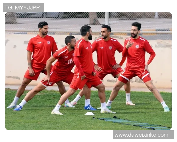 圣塔菲与国民竞技的激烈对决揭示了足球战术的魅力与球队精神的碰撞 圣塔菲与国民竞技的激烈对决揭示了足球战术的魅力与球队精神的碰撞