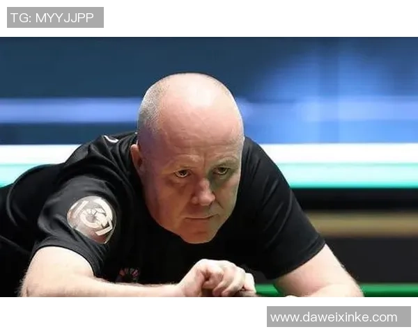 大卫吉尔伯特与希金斯的精彩对决揭示斯诺克赛场的激烈竞争与技巧较量 大卫吉尔伯特与希金斯的精彩对决揭示斯诺克赛场的激烈竞争与技巧较量