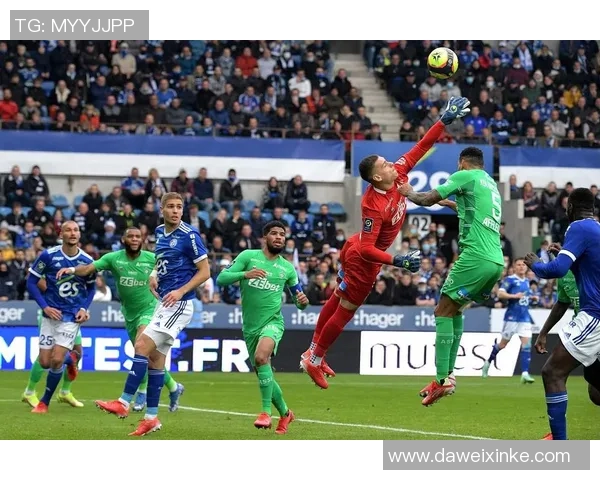 斯特拉斯堡主场迎战图卢兹双方争夺法甲宝贵积分之战