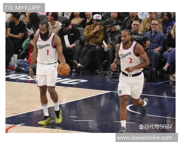 火箭与快船西部半决赛激战正酣谁能晋级决赛争夺总冠军荣耀